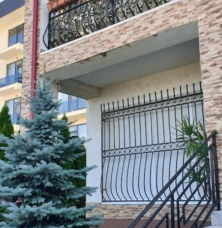 D&H Năvodari Exterior foto
